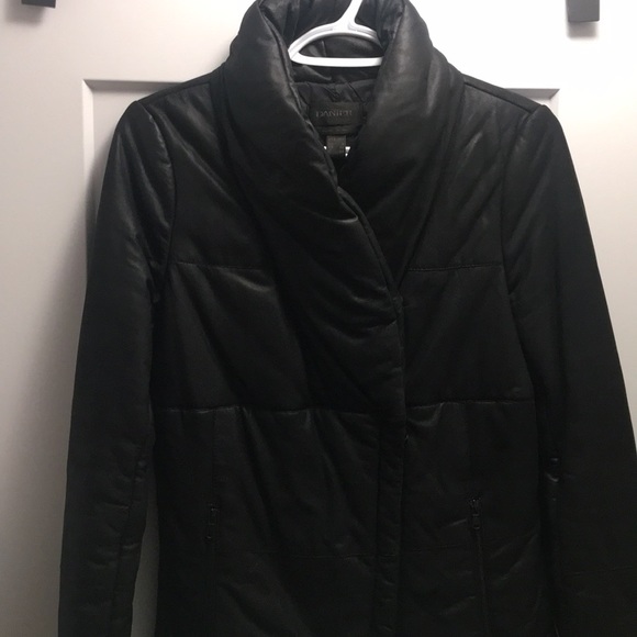 Danier Sheep Skin leather jacket - Picture 2 of 4